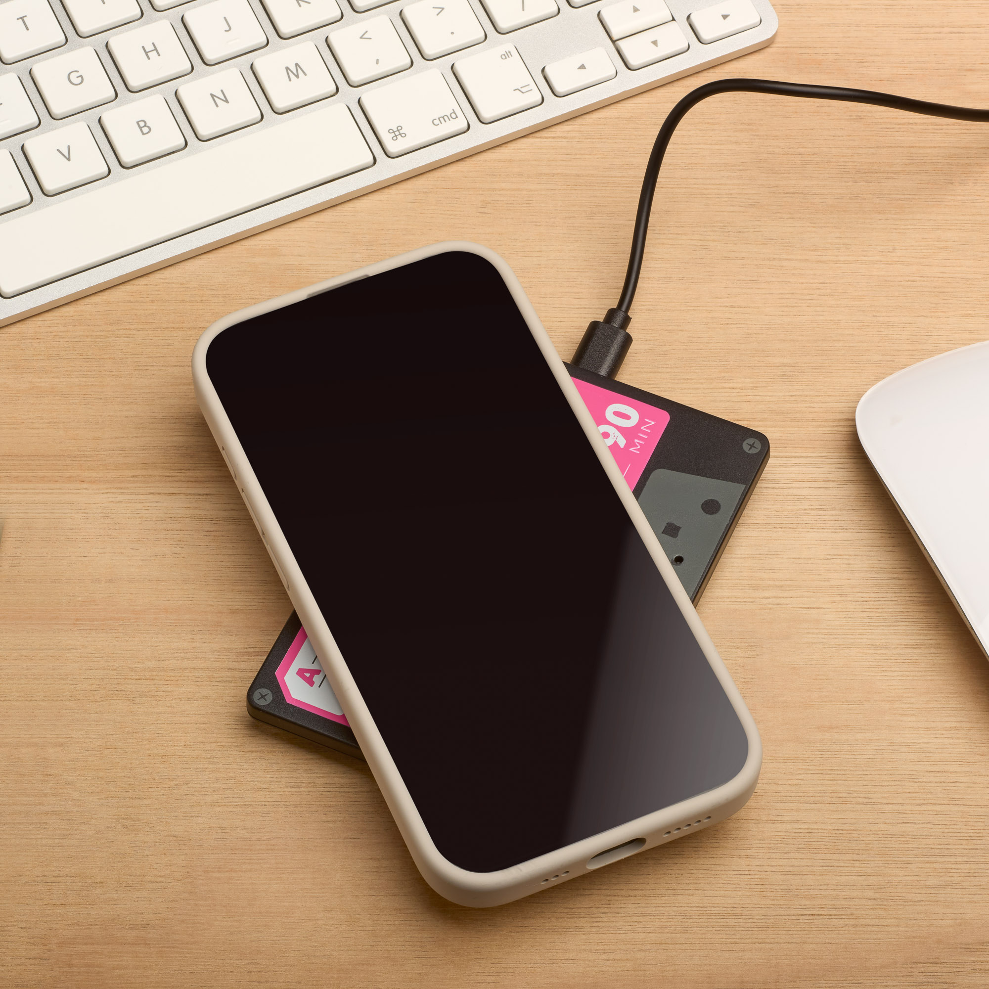 CARICA BATTERIE WIRELESS